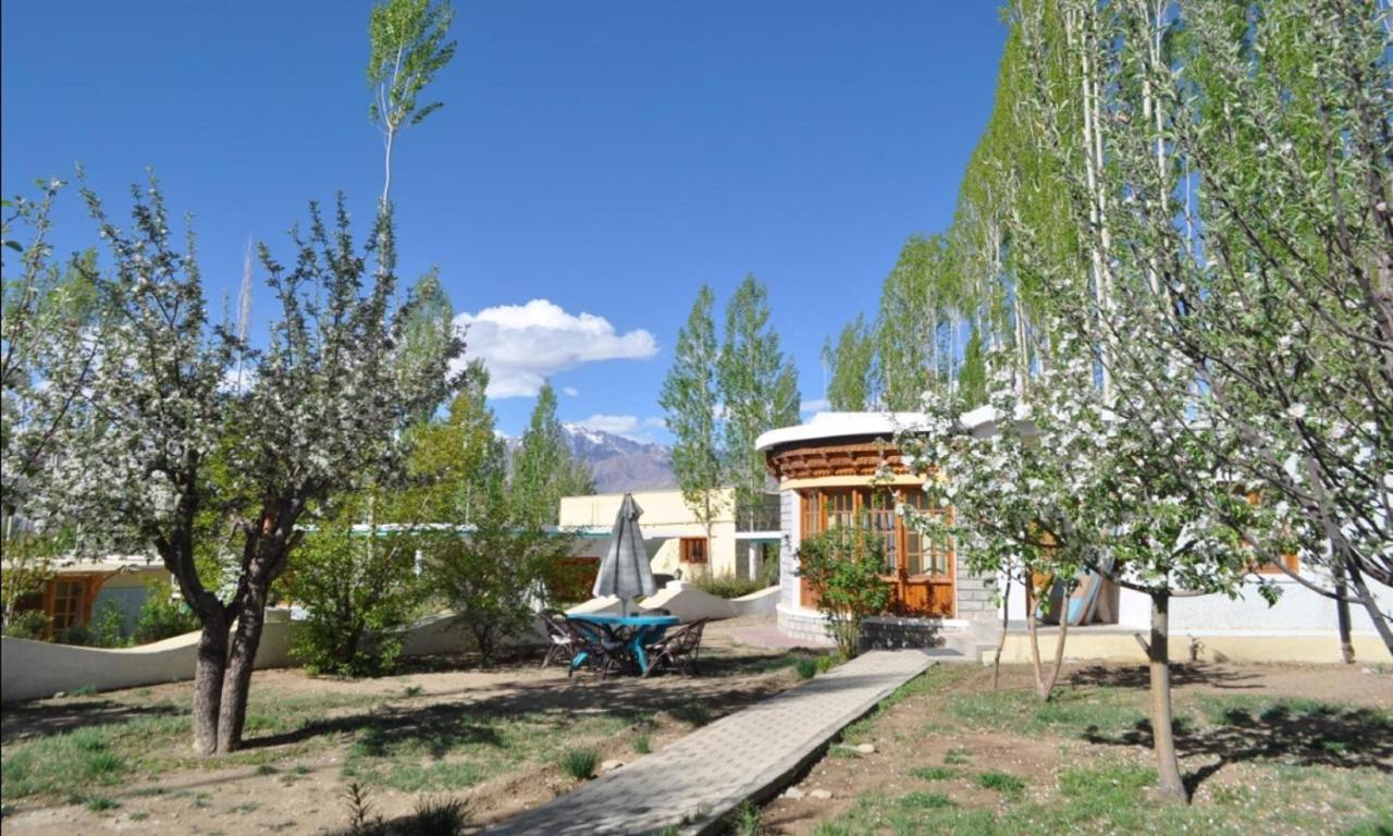 Royal Heritage Resort Leh Eksteriør bilde